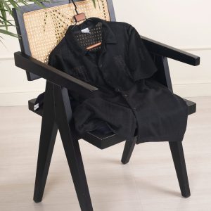 پیراهن اسپورت مشکی استین کوتاه